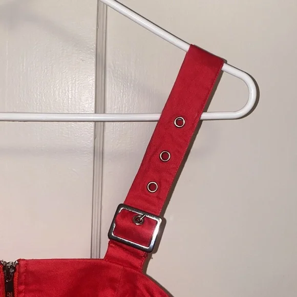 Forever 21 Small Red Zip Up Over Shoulder Red Dress - Picture 5 of 9